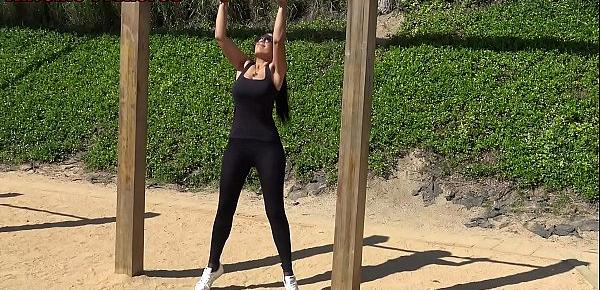  Fucking a Hot Latina in a Public Park